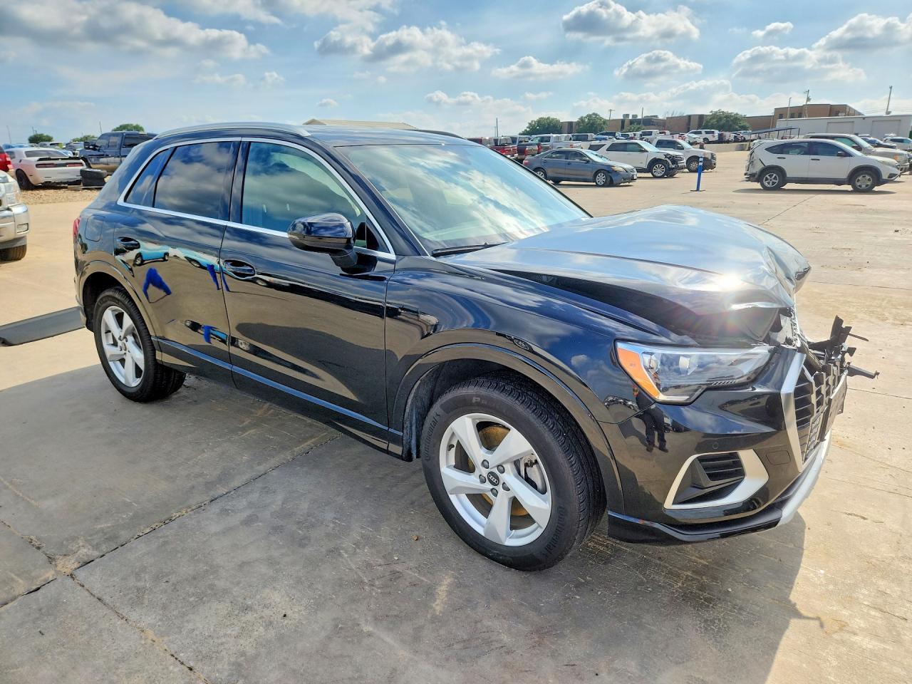 2022 Audi Q3, Premium 40