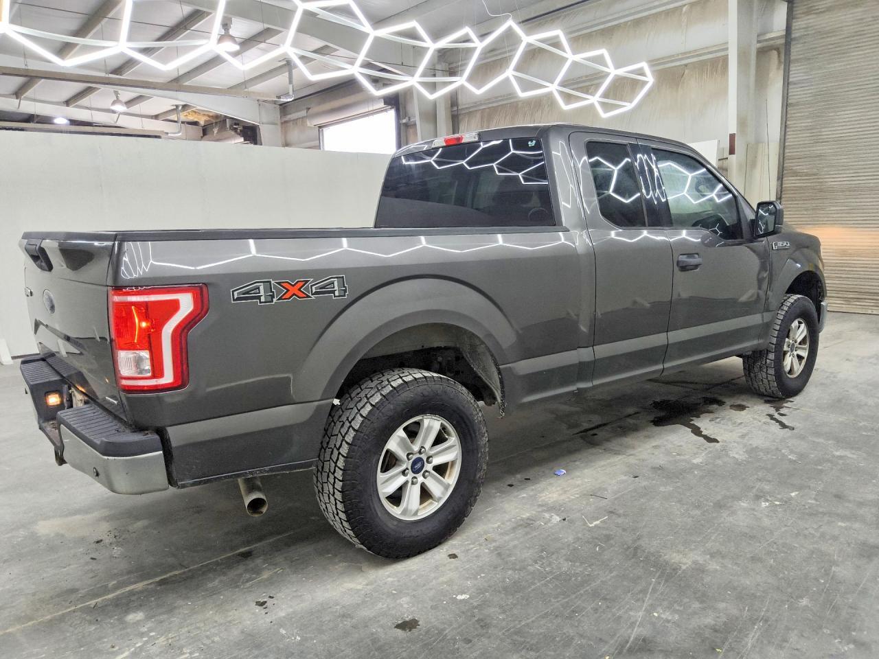 2015 Ford F-150, Super Cab