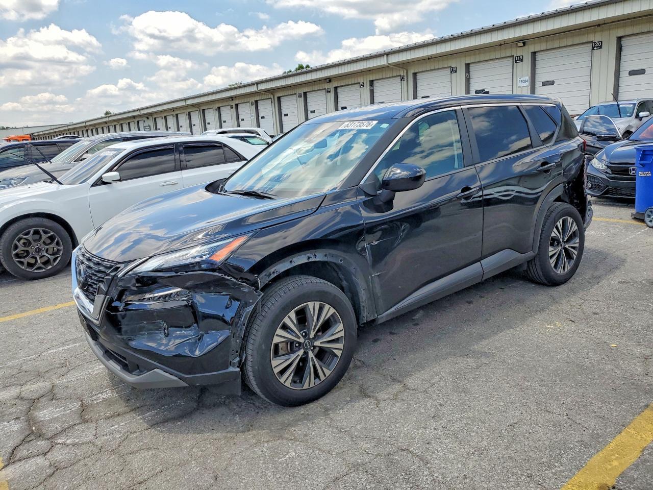 2023 Nissan Rogue, SV