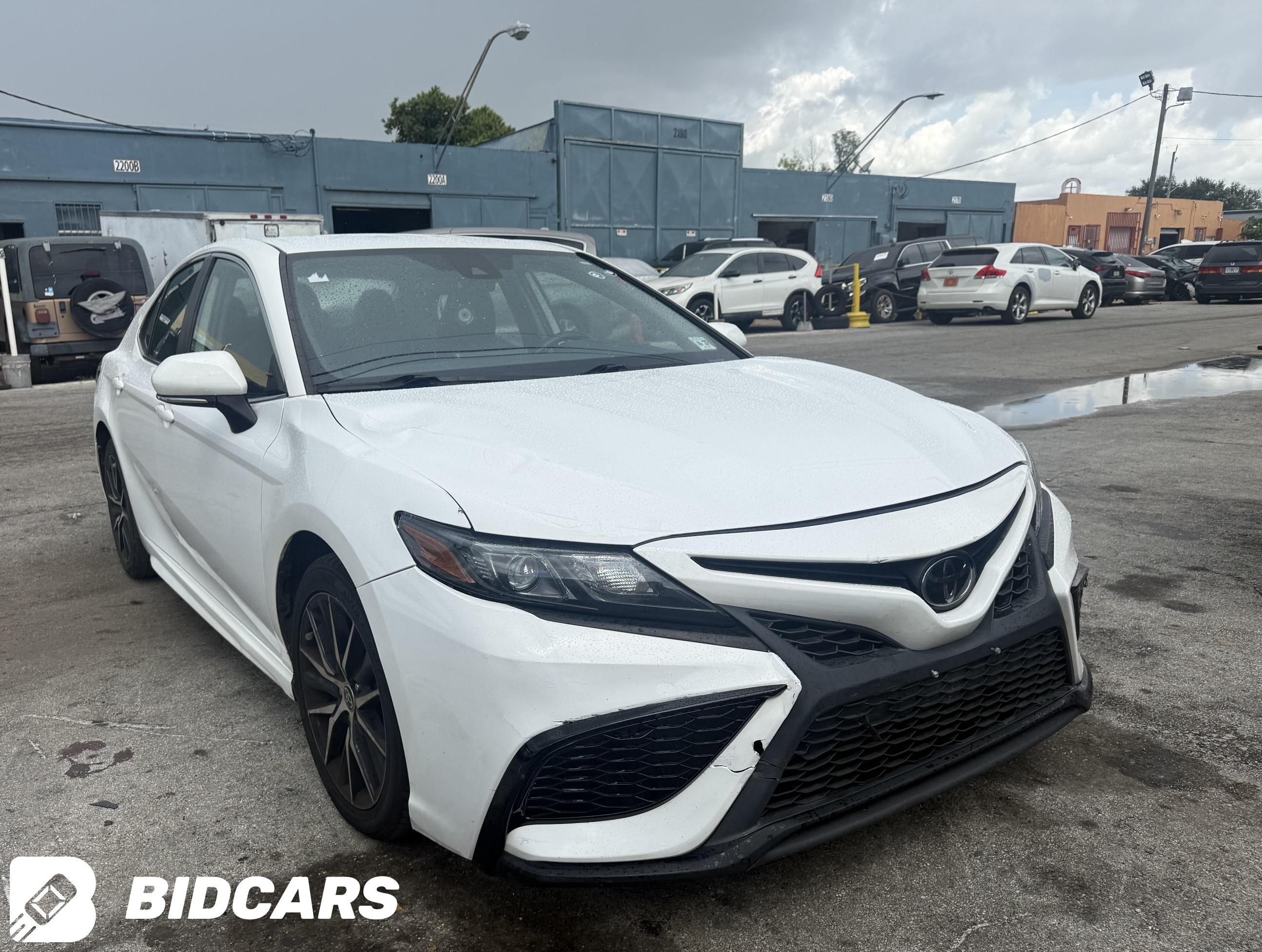 2022 Toyota Camry, Se/Se Nigh...
