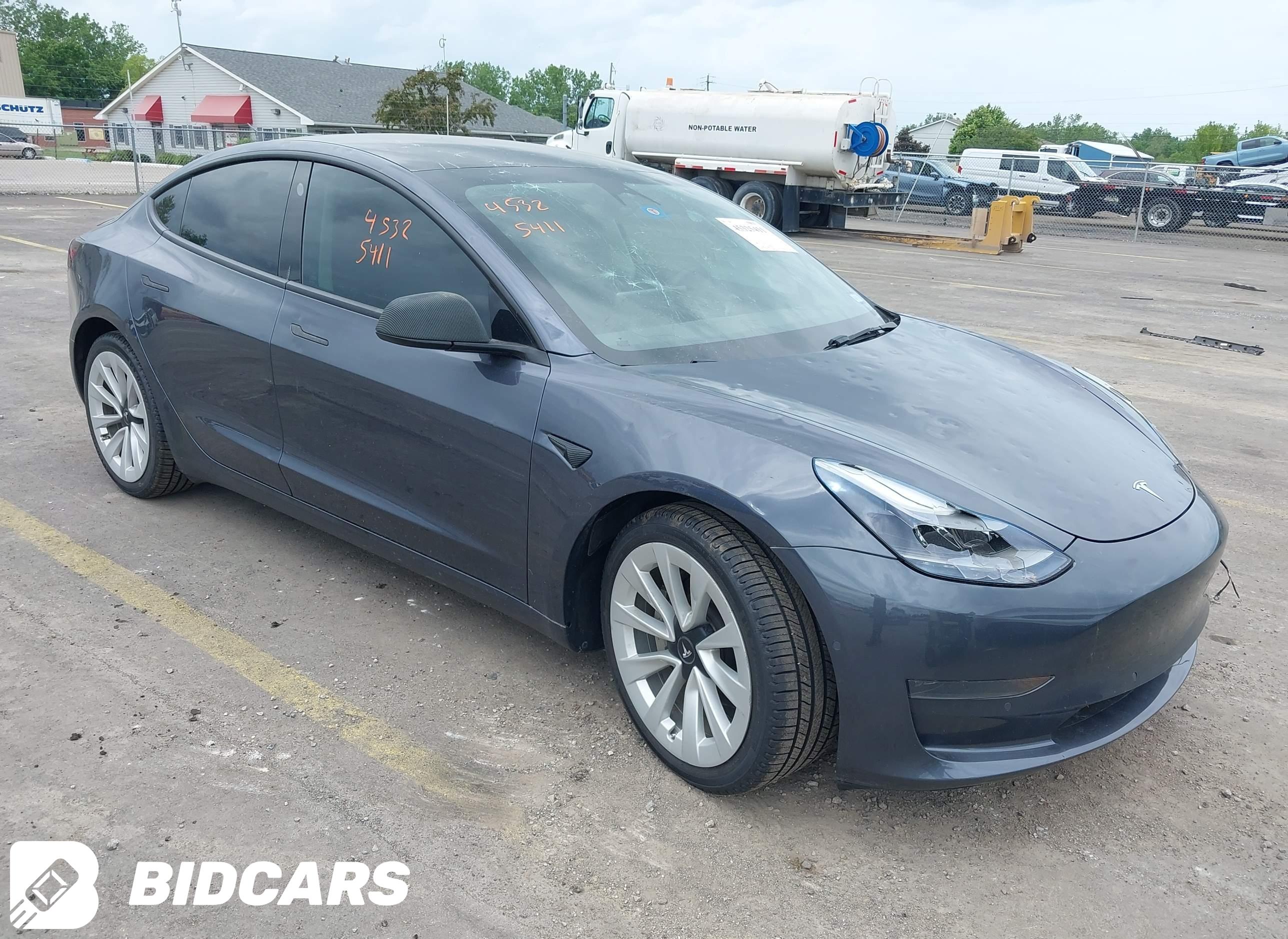 2022 Tesla Model 3, Rear-Whee...