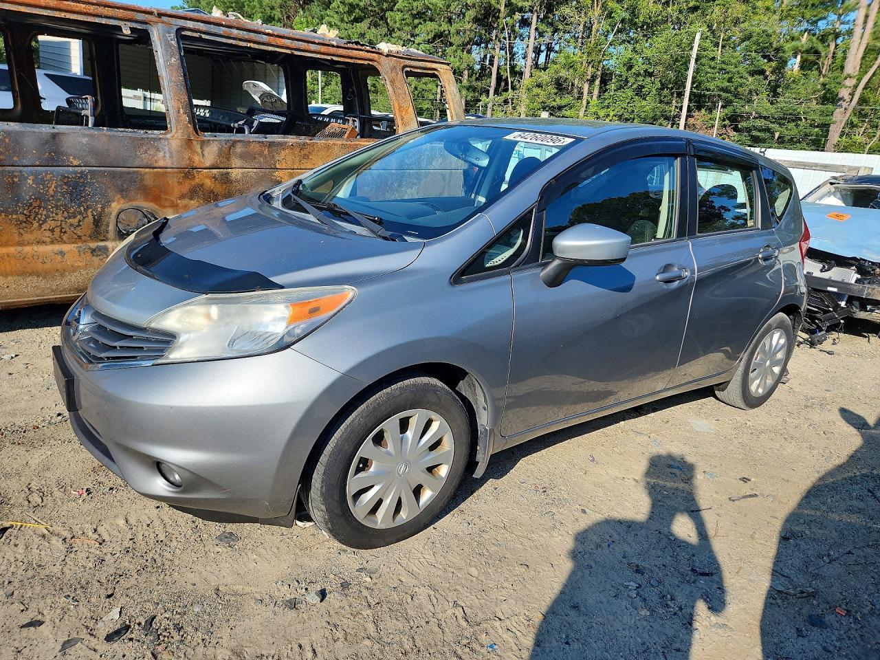 2015 Nissan Versa, SV