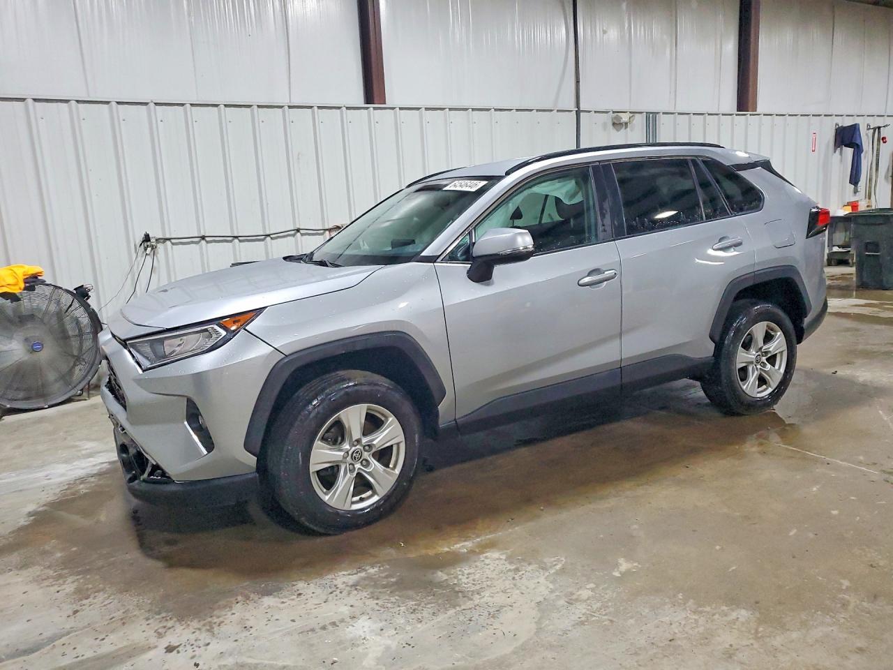 2021 Toyota RAV4, Xle