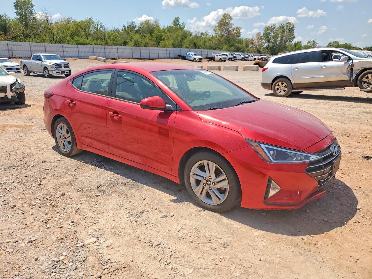 2020 Hyundai Elantra, Sel