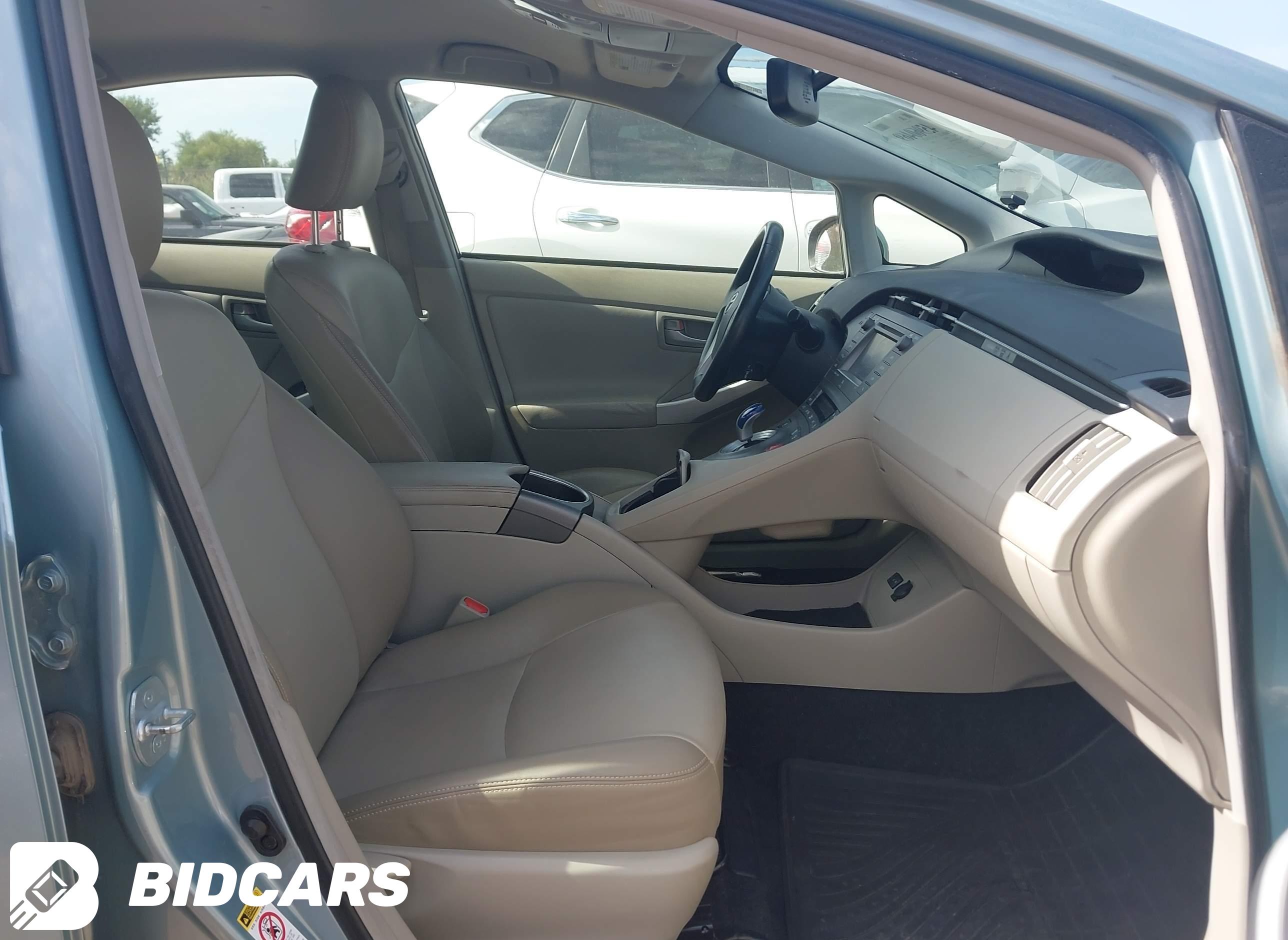 2015 Toyota Prius, Four