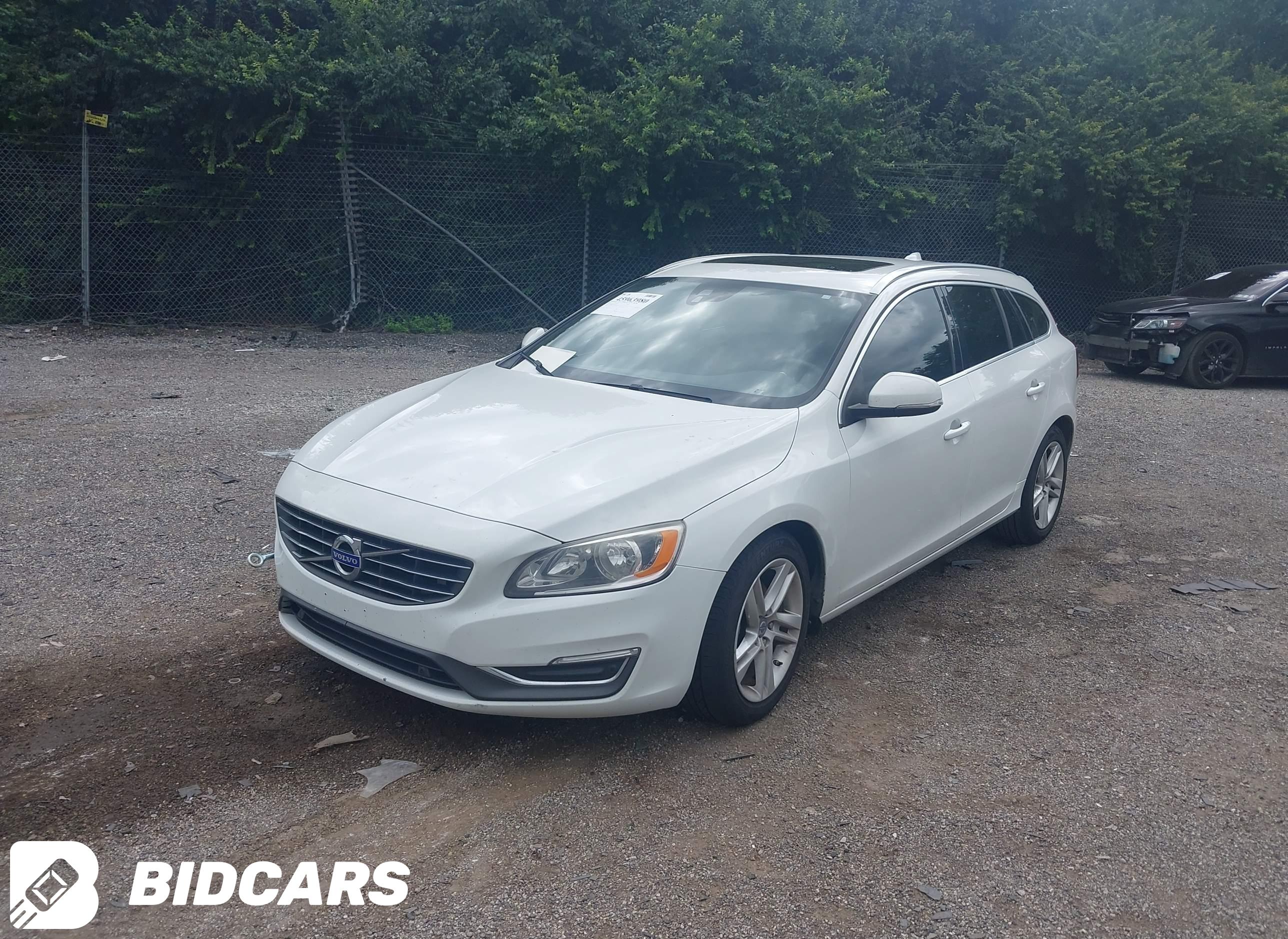 2015 Volvo V60, T5 Premier