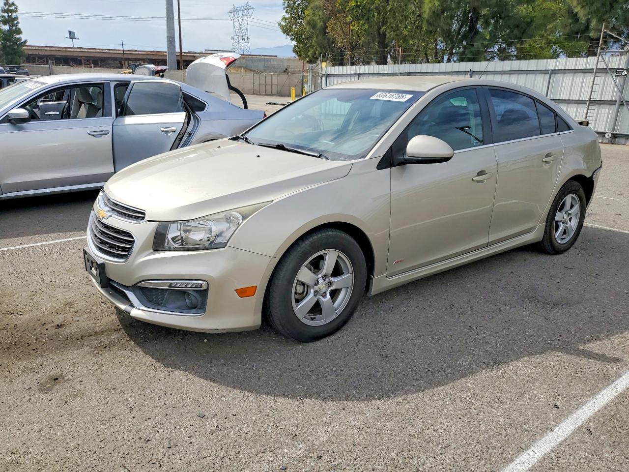 2016 Chevrolet Cruze, LT