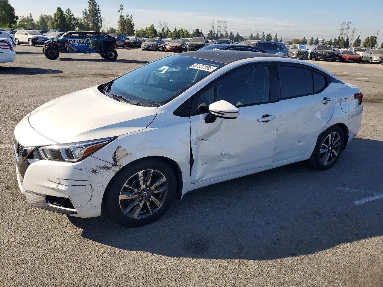 2020 Nissan Versa, SV