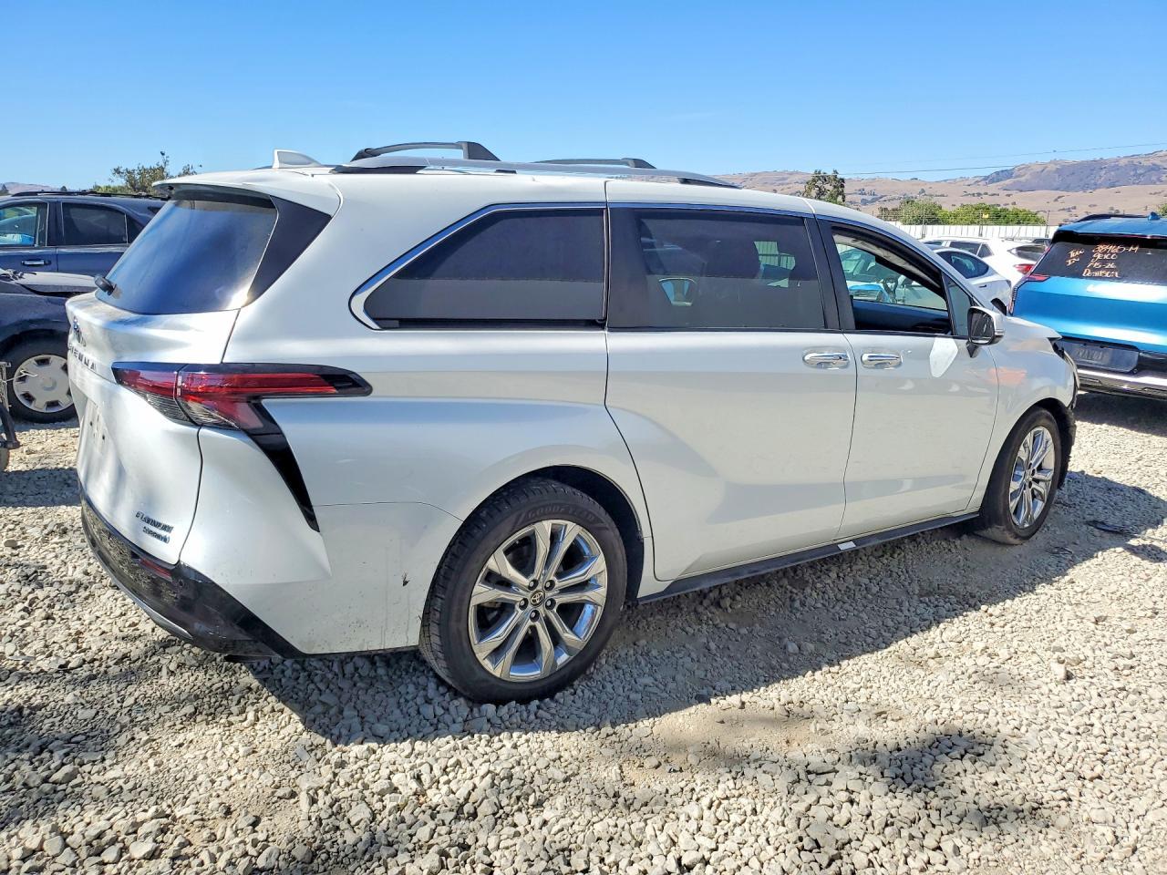 2022 Toyota Sienna, Platinum...