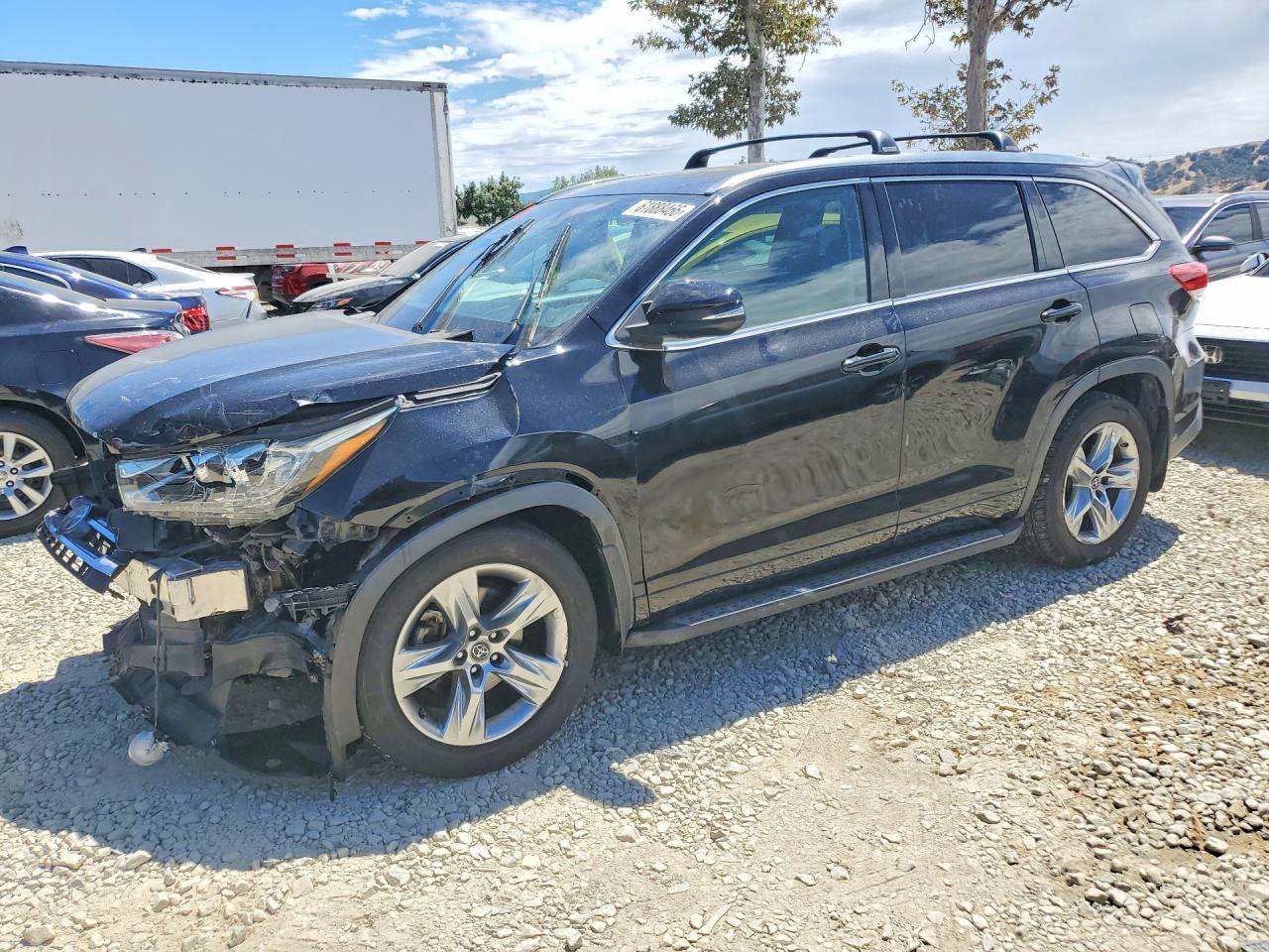2017 Toyota Highlander, Limited