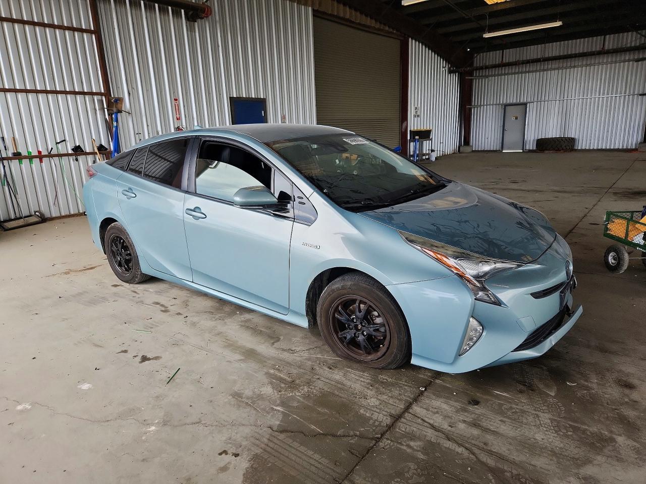 2016 Toyota Prius, Three Touring