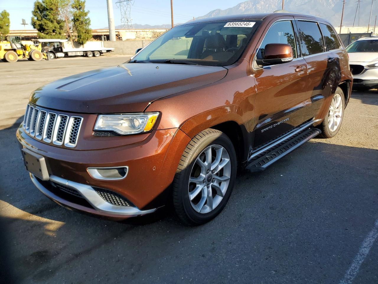 2015 Jeep Grand Cherokee, Summit