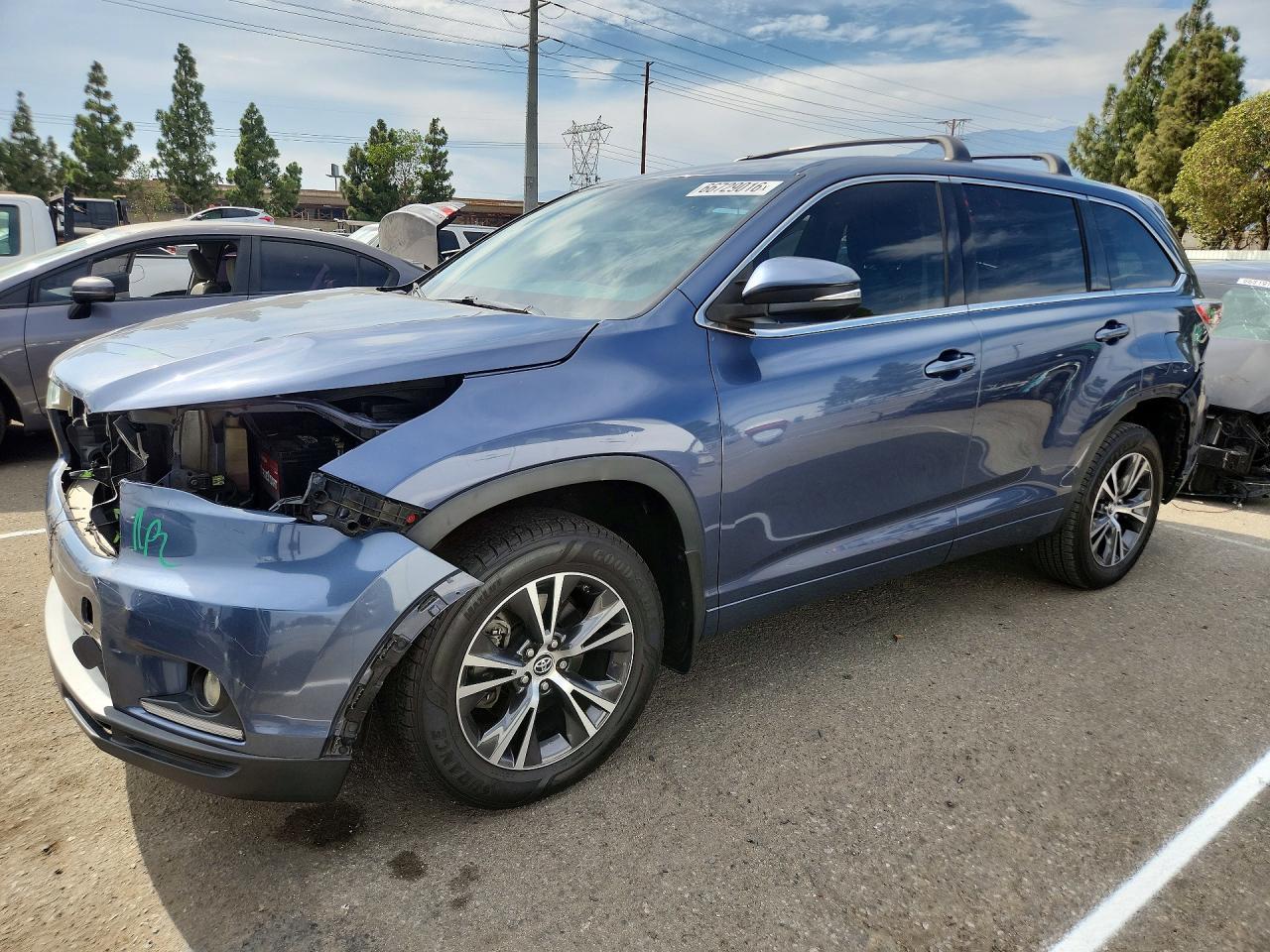 2015 Toyota Highlander, LE