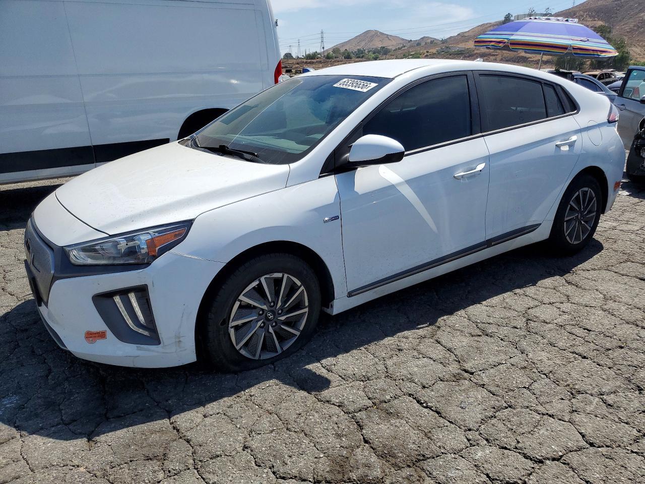 2020 Hyundai Ioniq, SE