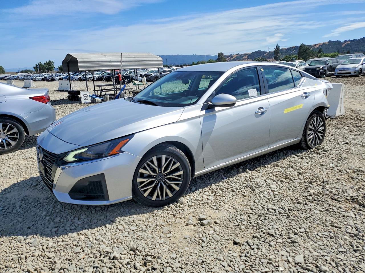 2023 Nissan Altima, SV