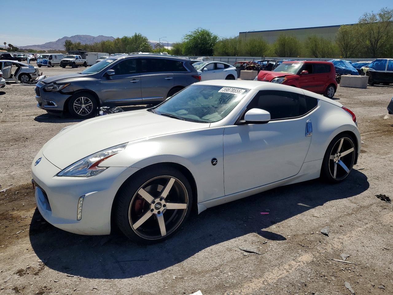 2016 Nissan 370Z, Base