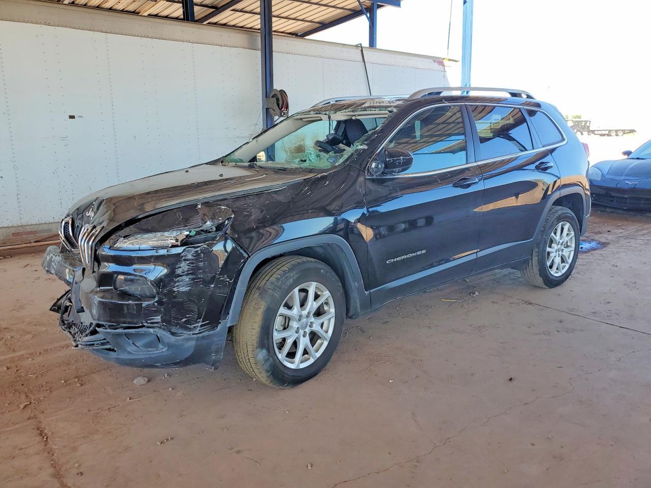 2017 Jeep Cherokee, Latitude