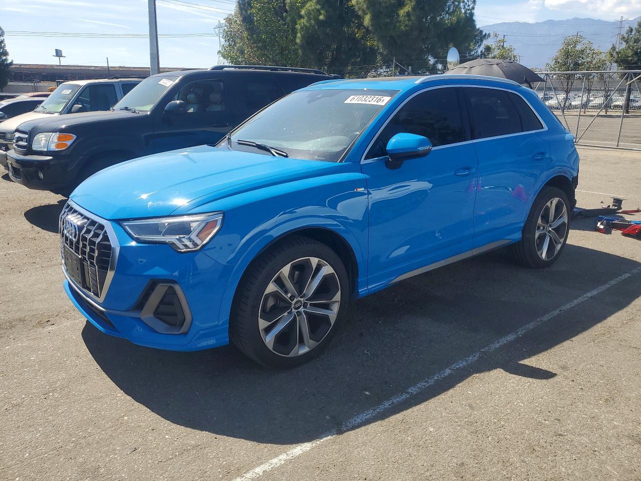 2019 Audi Q3, Premium Plus S-...