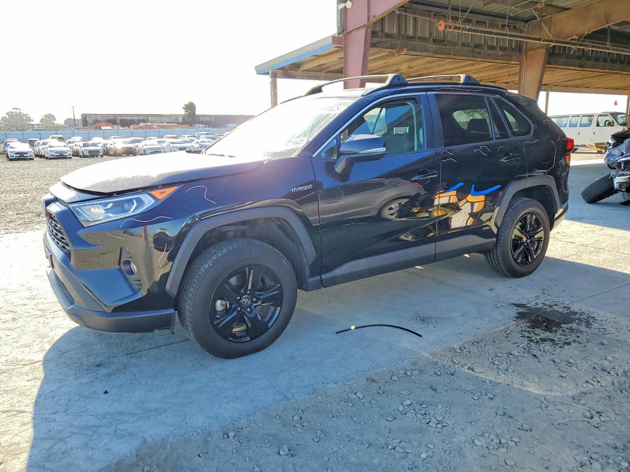 2020 Toyota RAV4, Xle