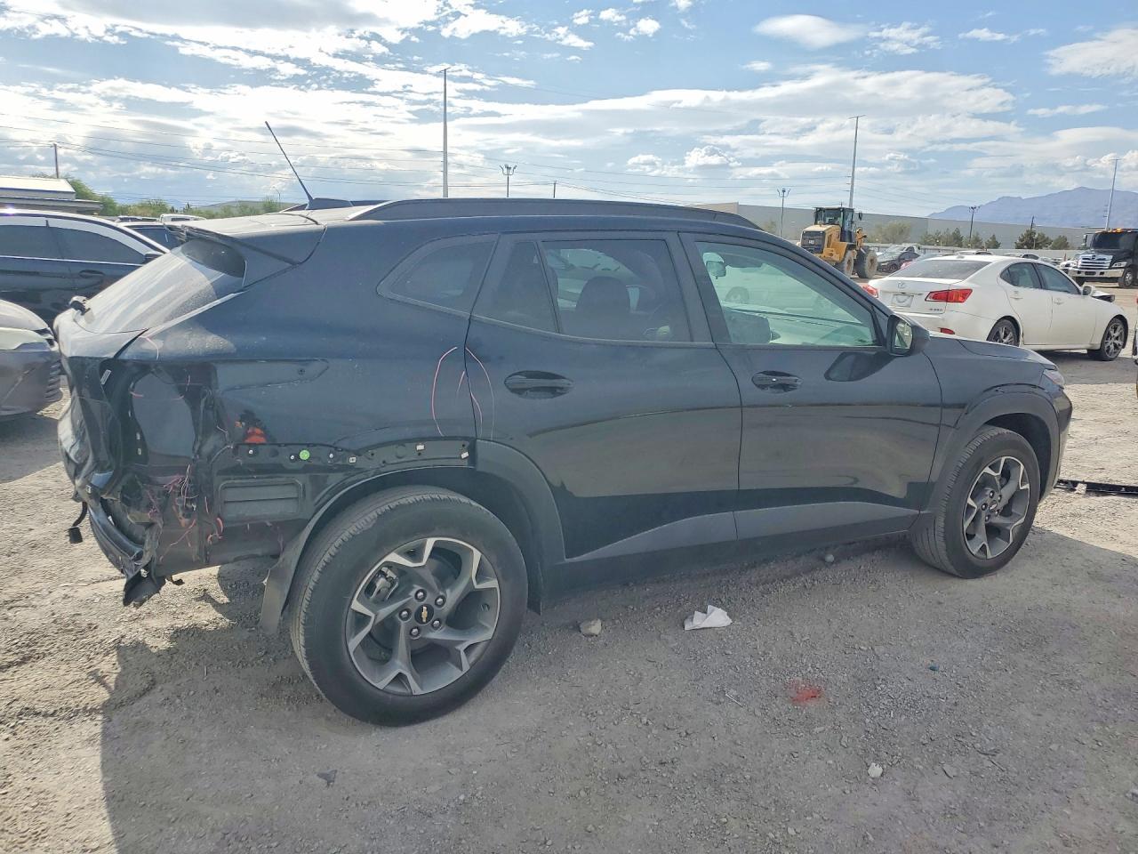 2025 Chevrolet Trax, 1LT