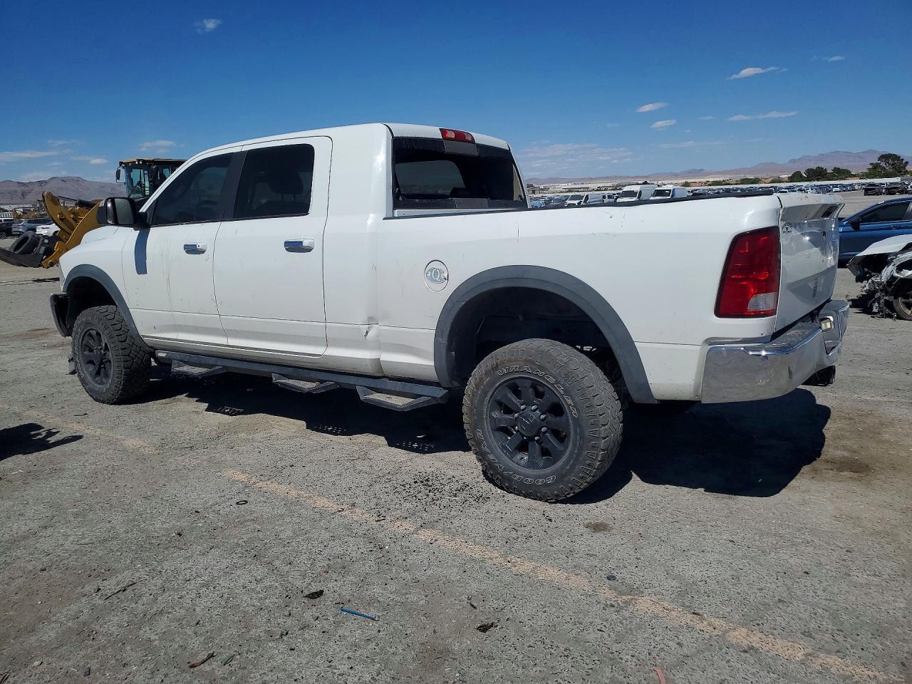 2018 RAM 2500, Slt