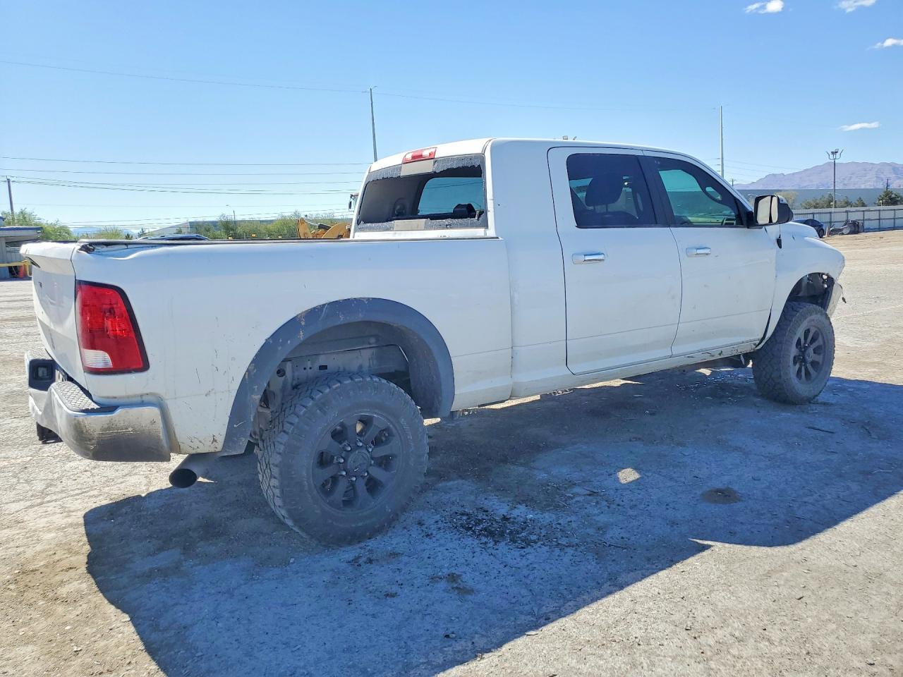 2018 RAM 2500, Slt