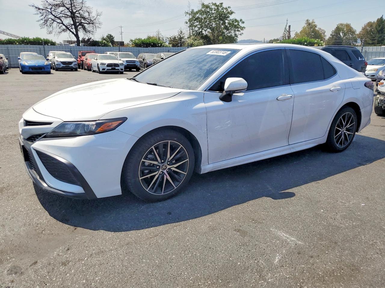 2024 Toyota Camry, SE