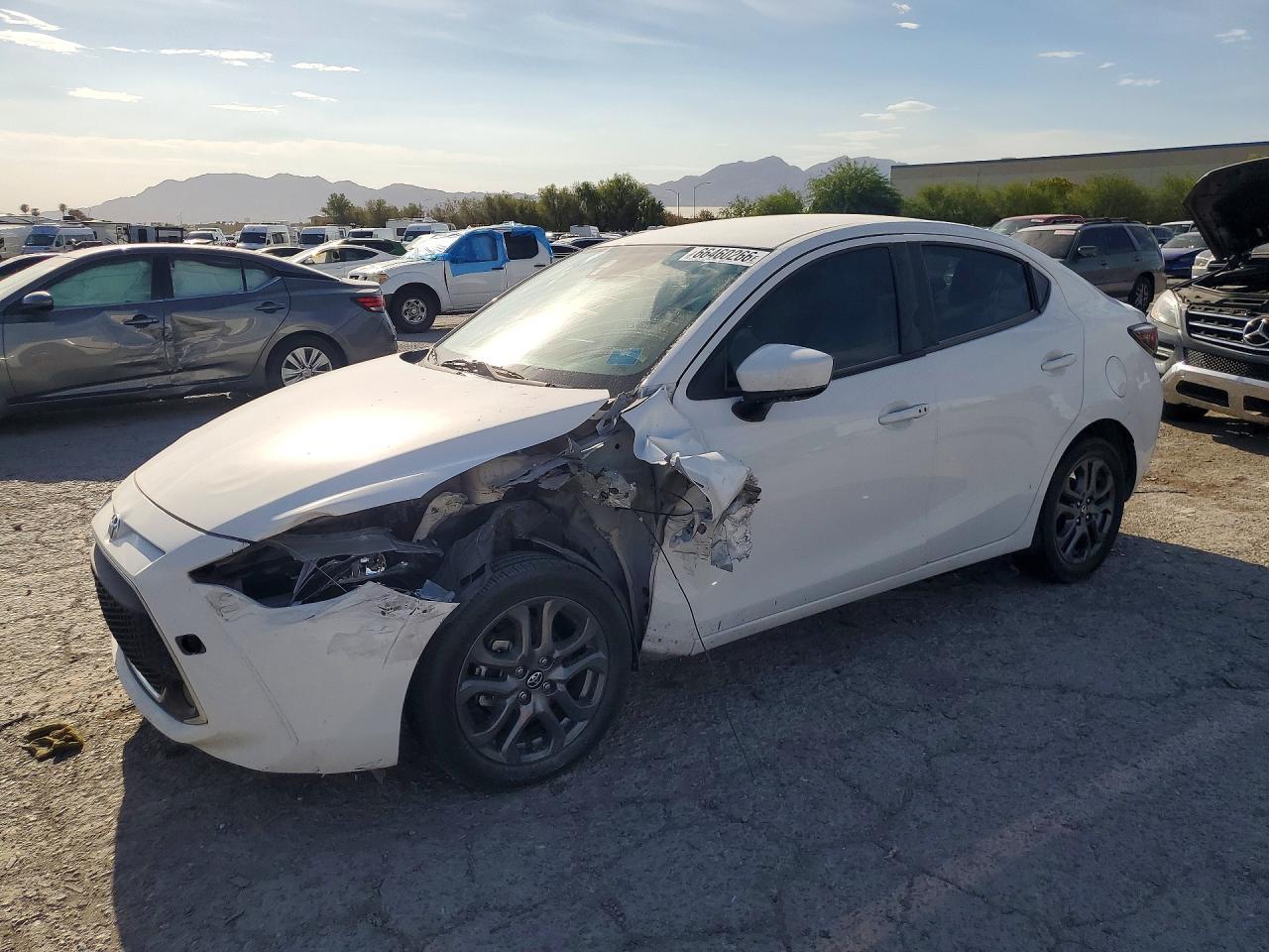 2019 Toyota Yaris, LE