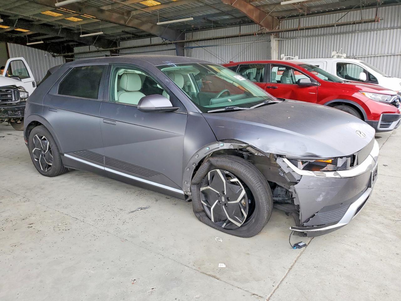 2022 Hyundai Ioniq, Sel