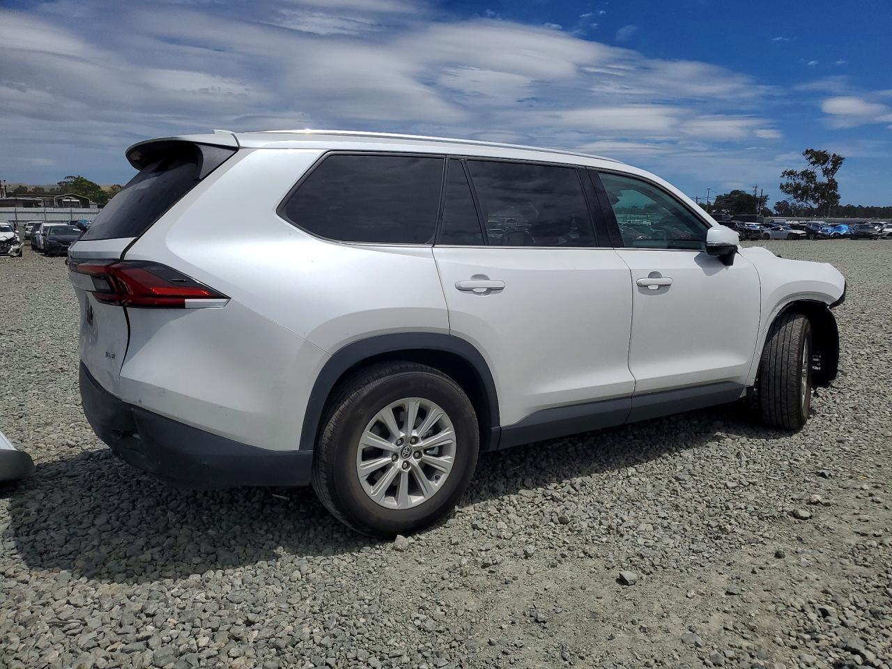 2025 Toyota Grand, Xle