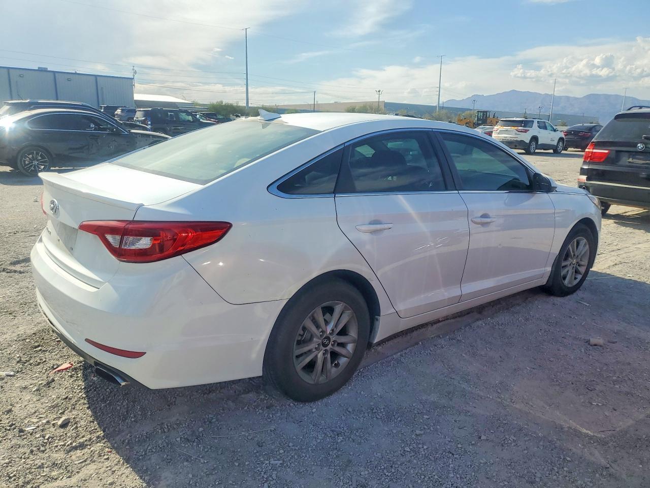 2015 Hyundai Sonata, SE