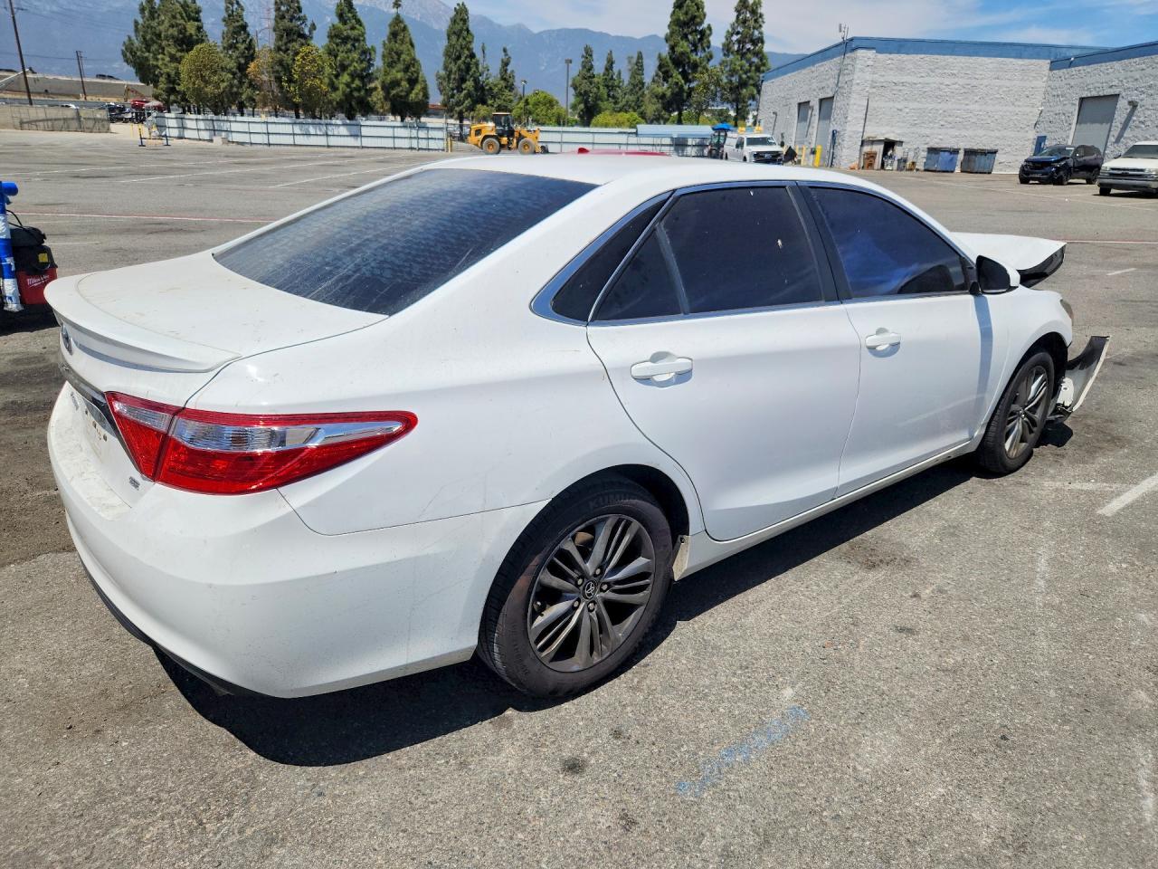 2017 Toyota Camry, SE