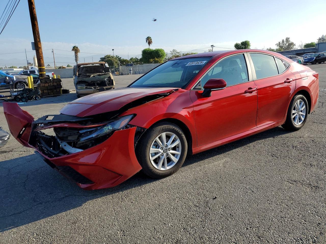 2025 Toyota Camry, LE