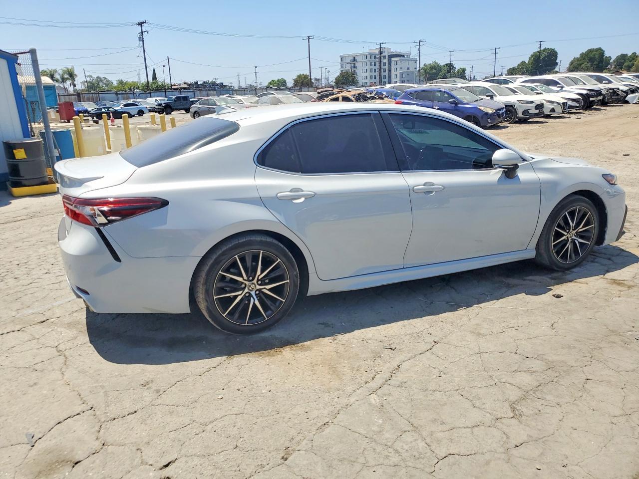 2023 Toyota Camry, SE
