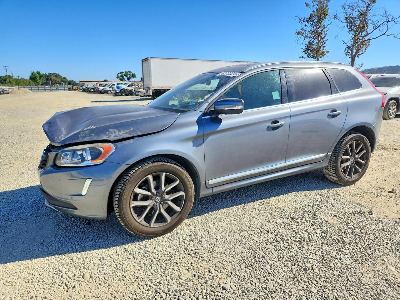 2016 Volvo XC60, T6 Premier