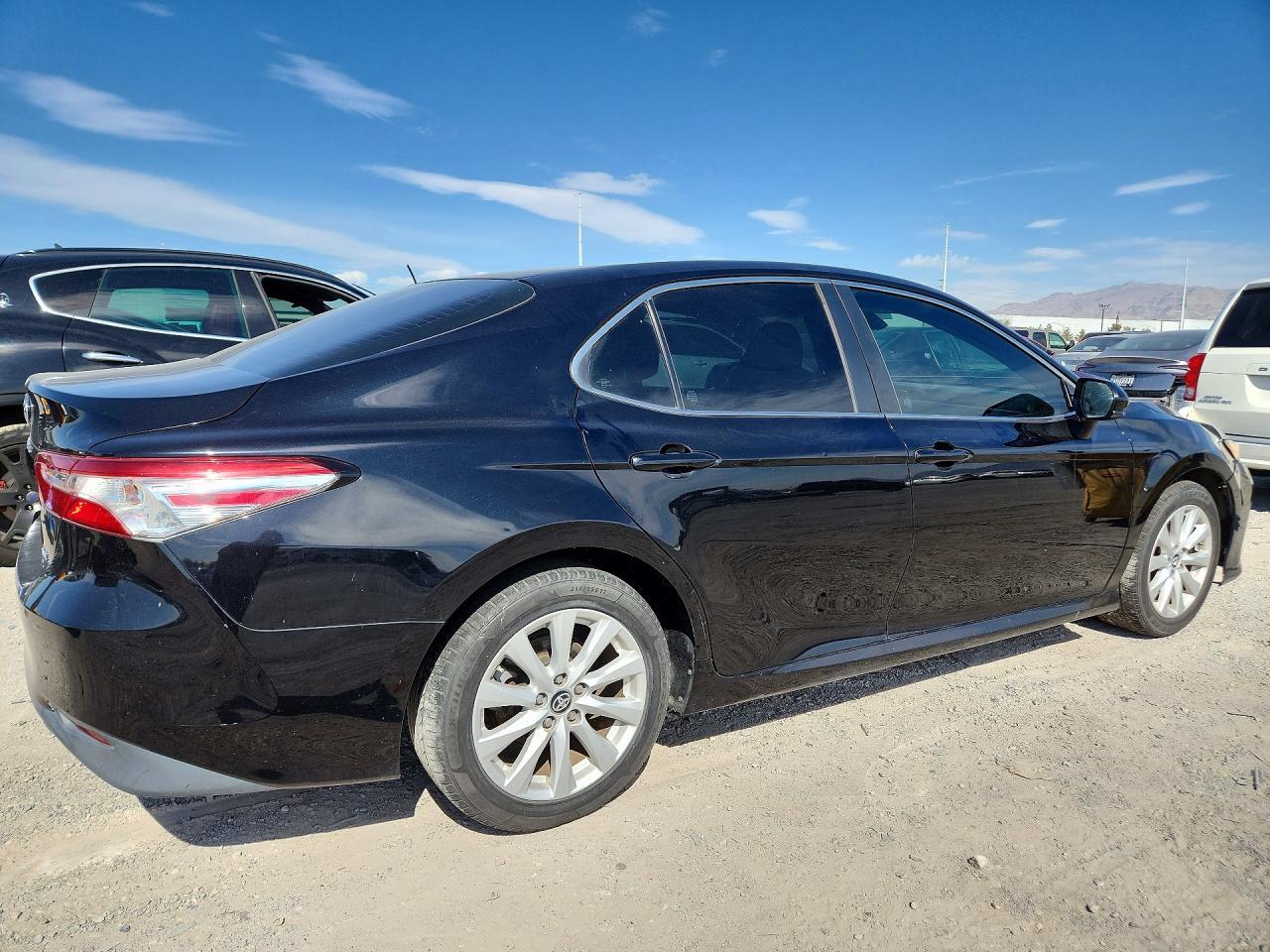 2018 Toyota Camry, LE