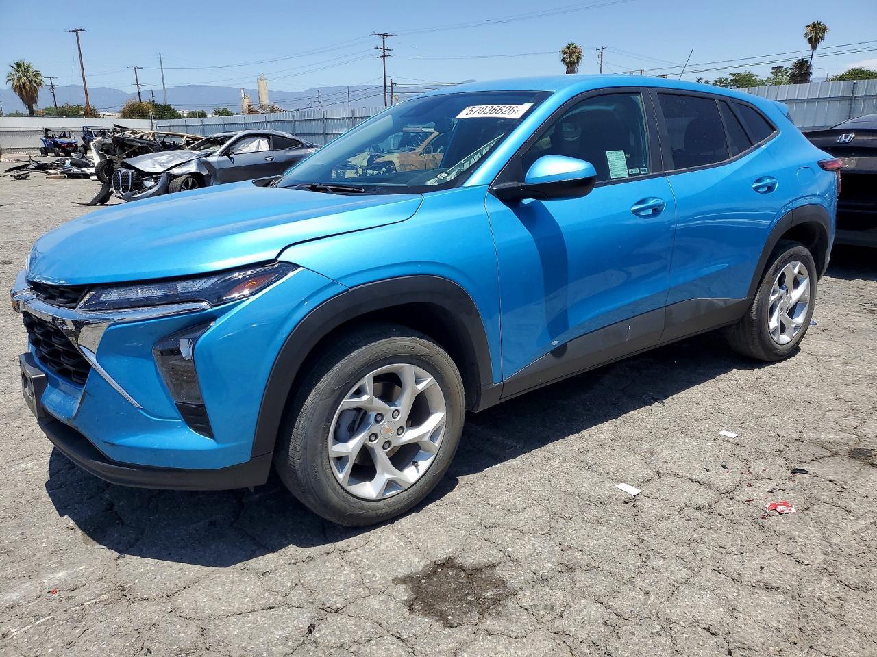 2025 Chevrolet Trax, LS