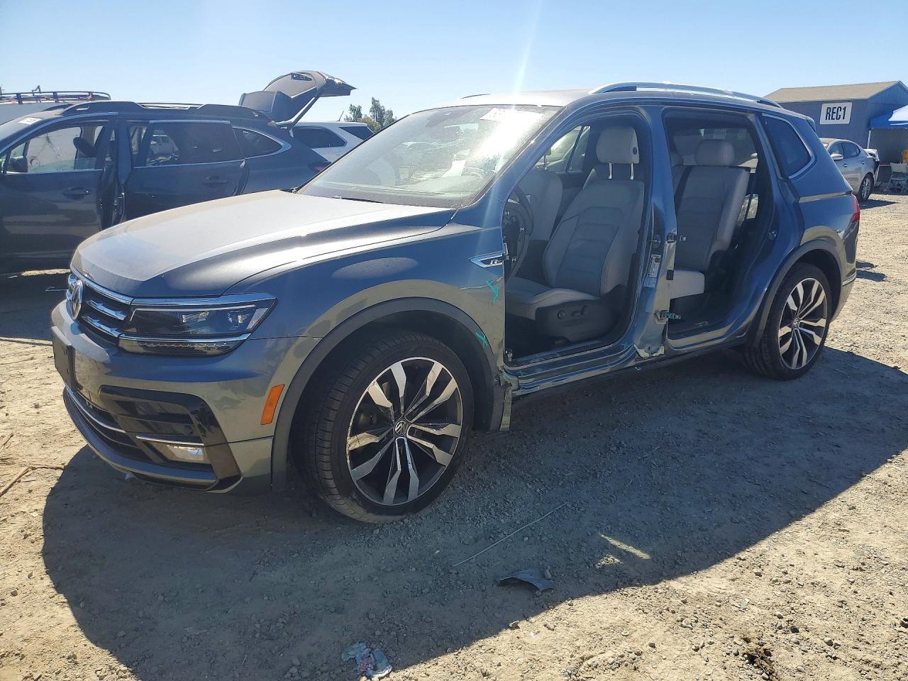 2020 Volkswagen Tiguan, Sel P...