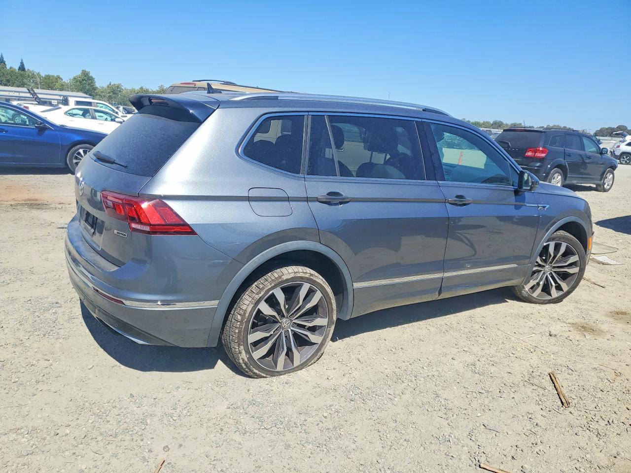 2020 Volkswagen Tiguan, Sel P...