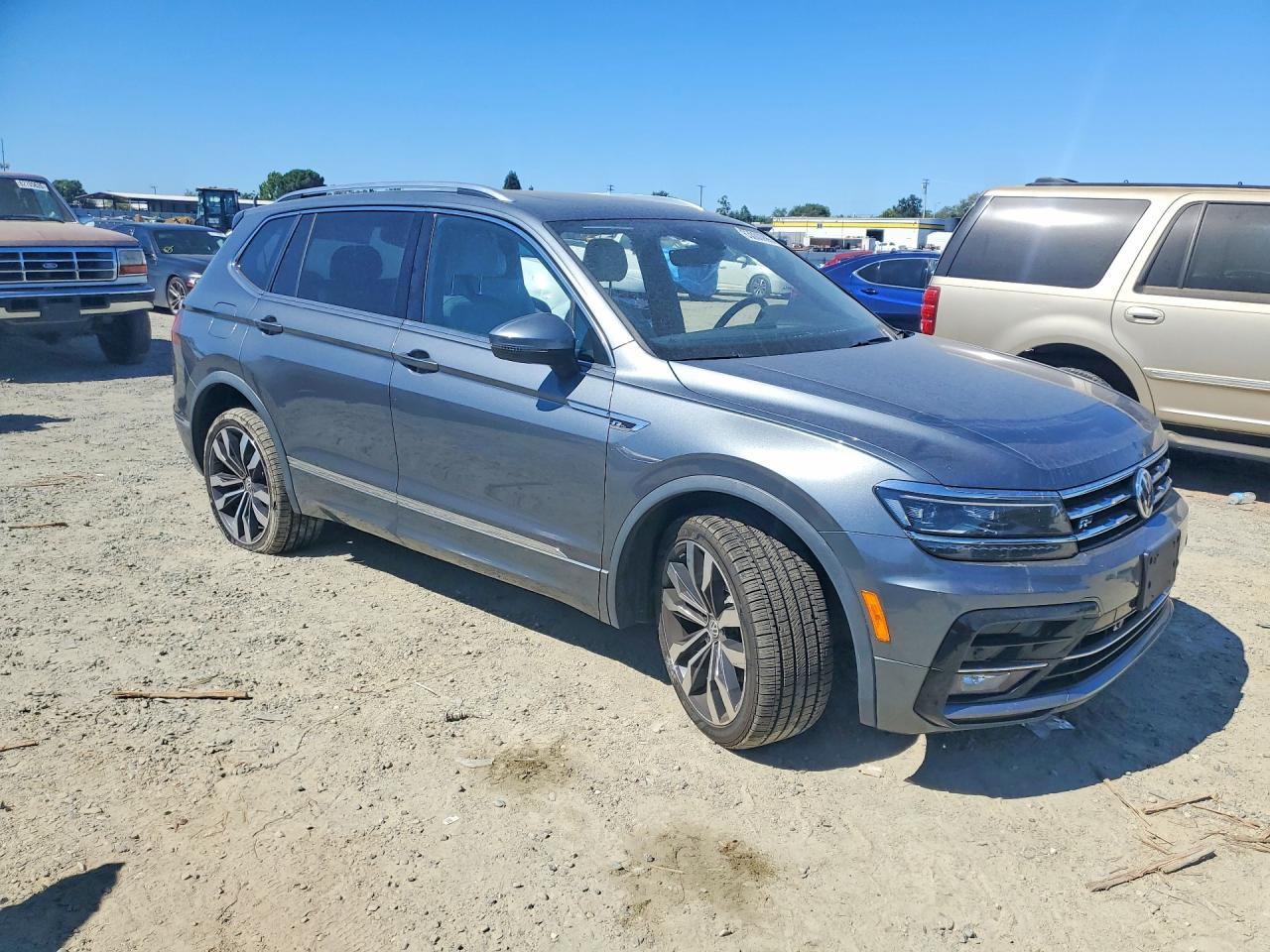 2020 Volkswagen Tiguan, Sel P...