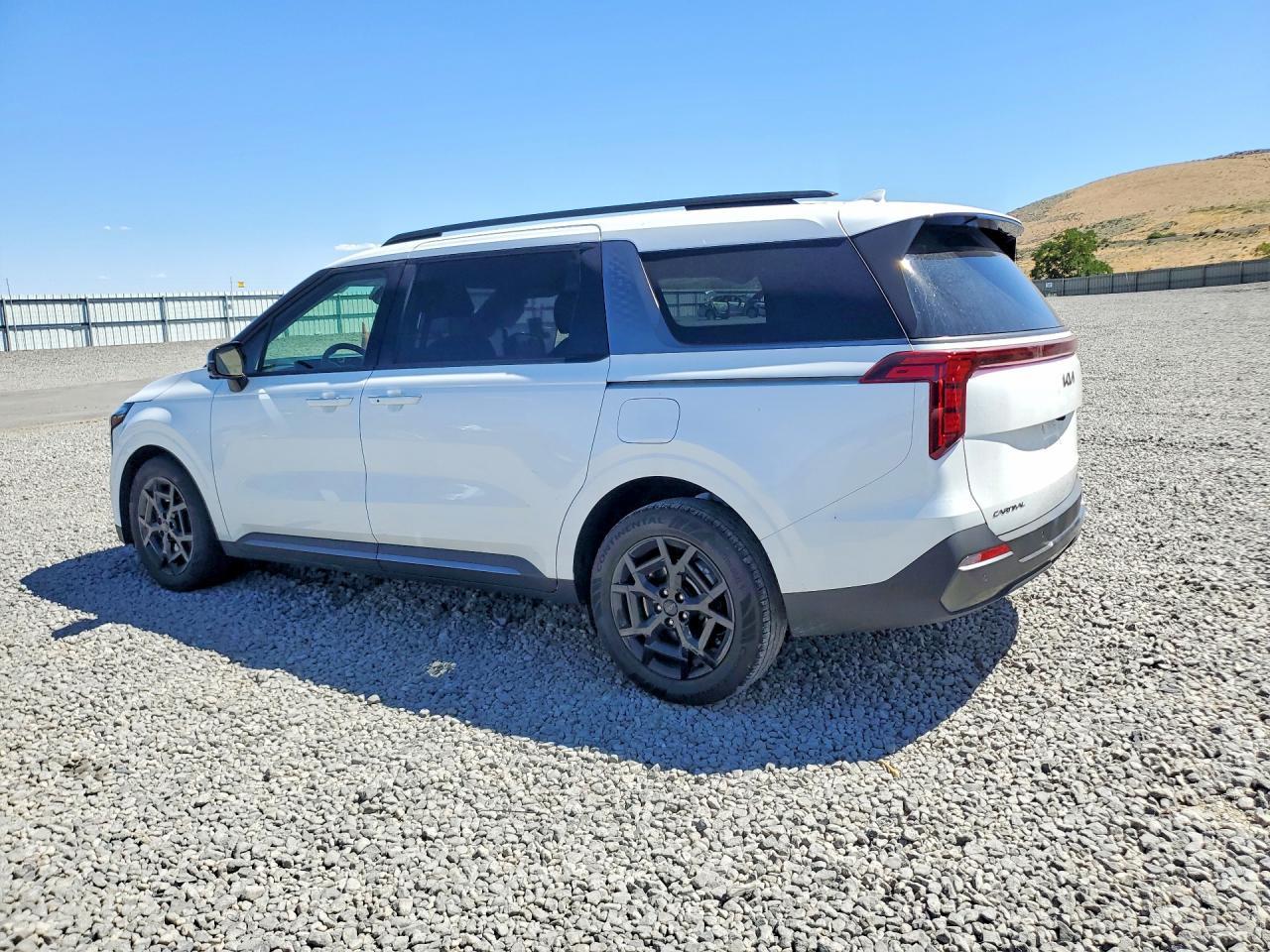 2026 KIA Carnival, SX