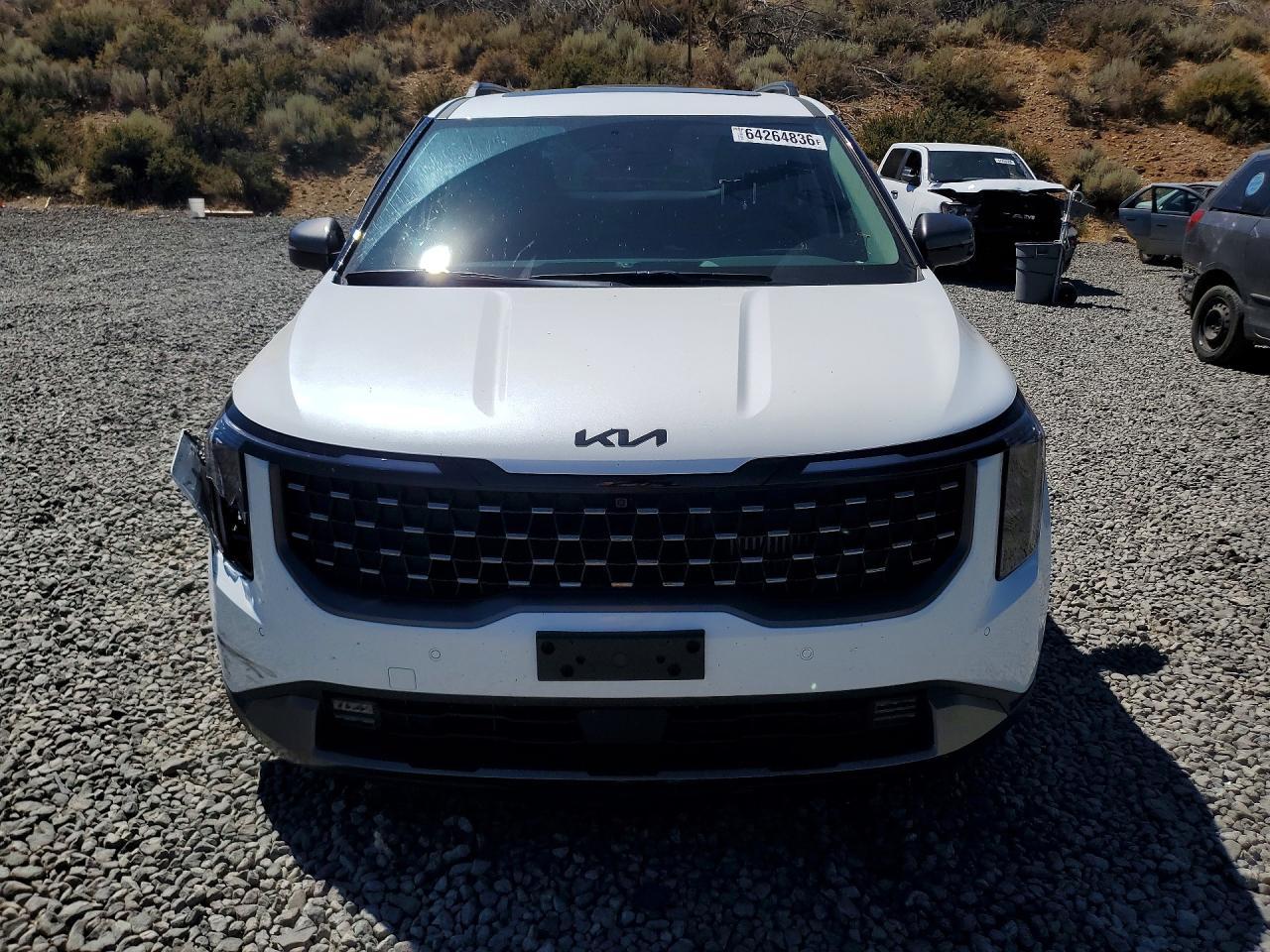 2026 KIA Carnival, SX