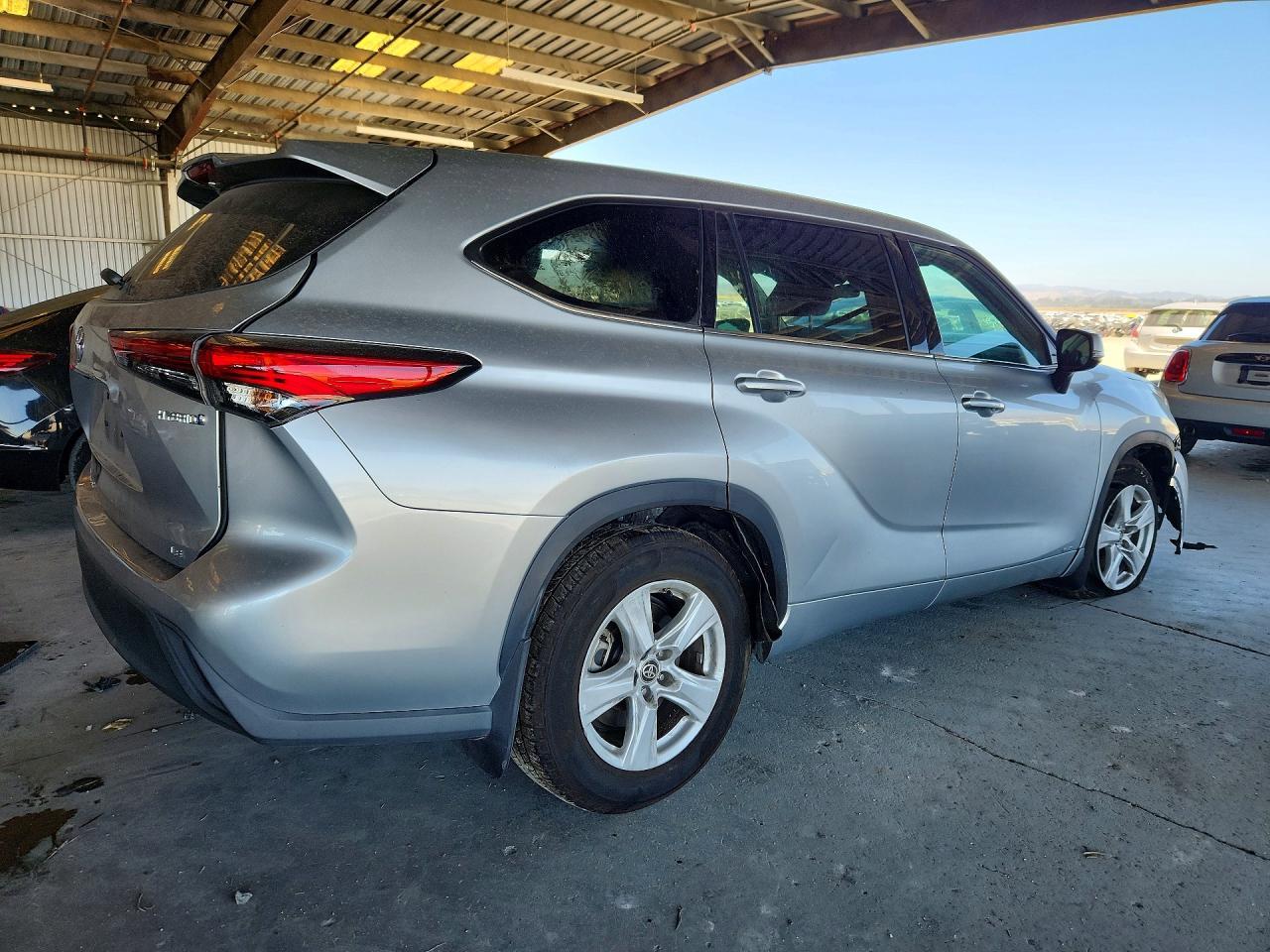 2022 Toyota Highlander, Hybri...