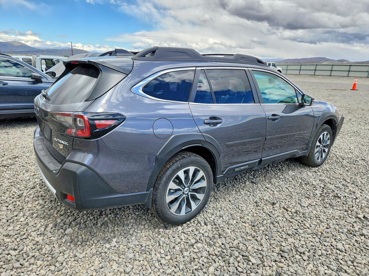 2025 Subaru Outback, Limited