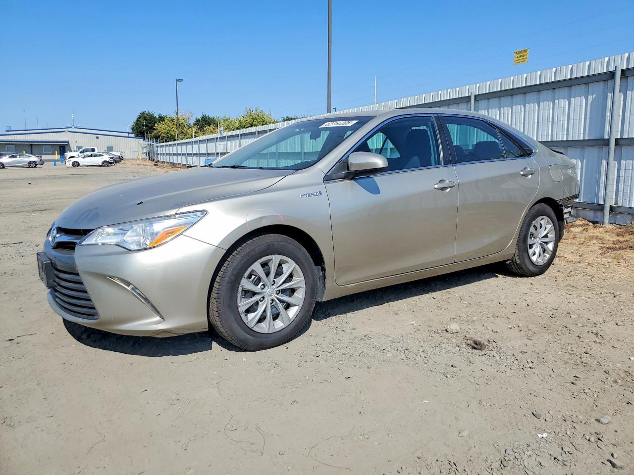 2015 Toyota Camry, LE