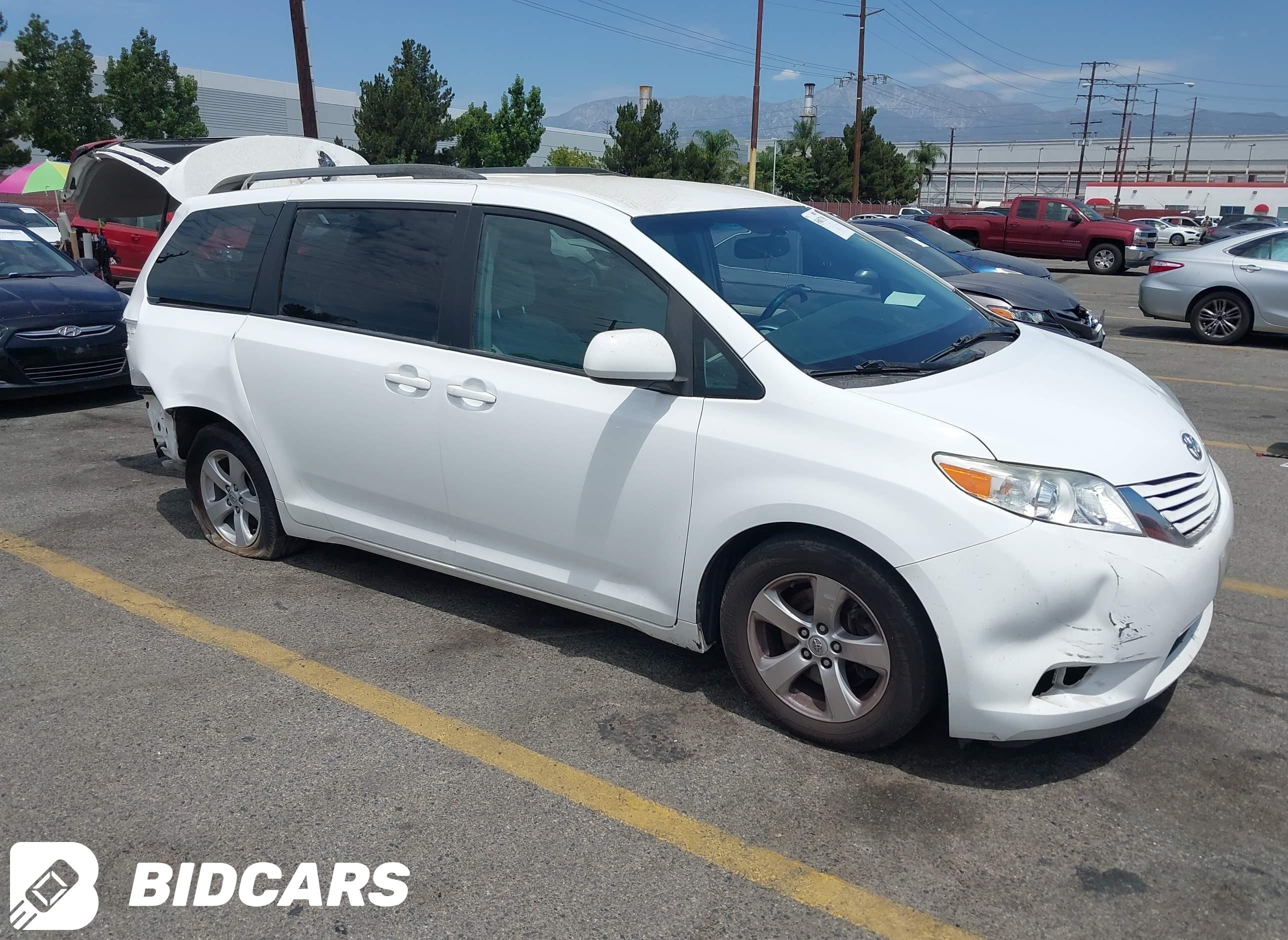 2017 Toyota Sienna, Le 8 Pass...
