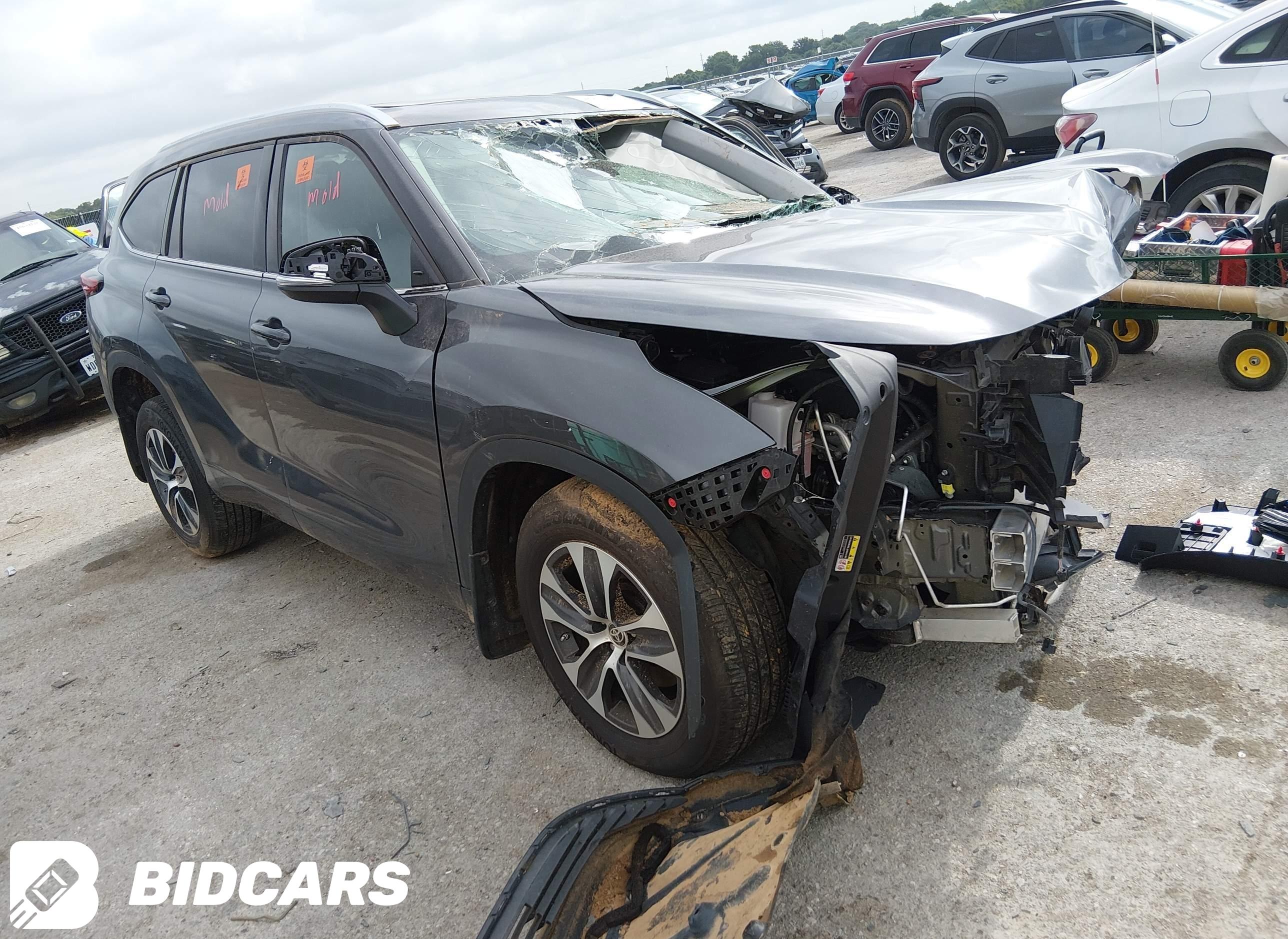 2021 Toyota Highlander, Xle
