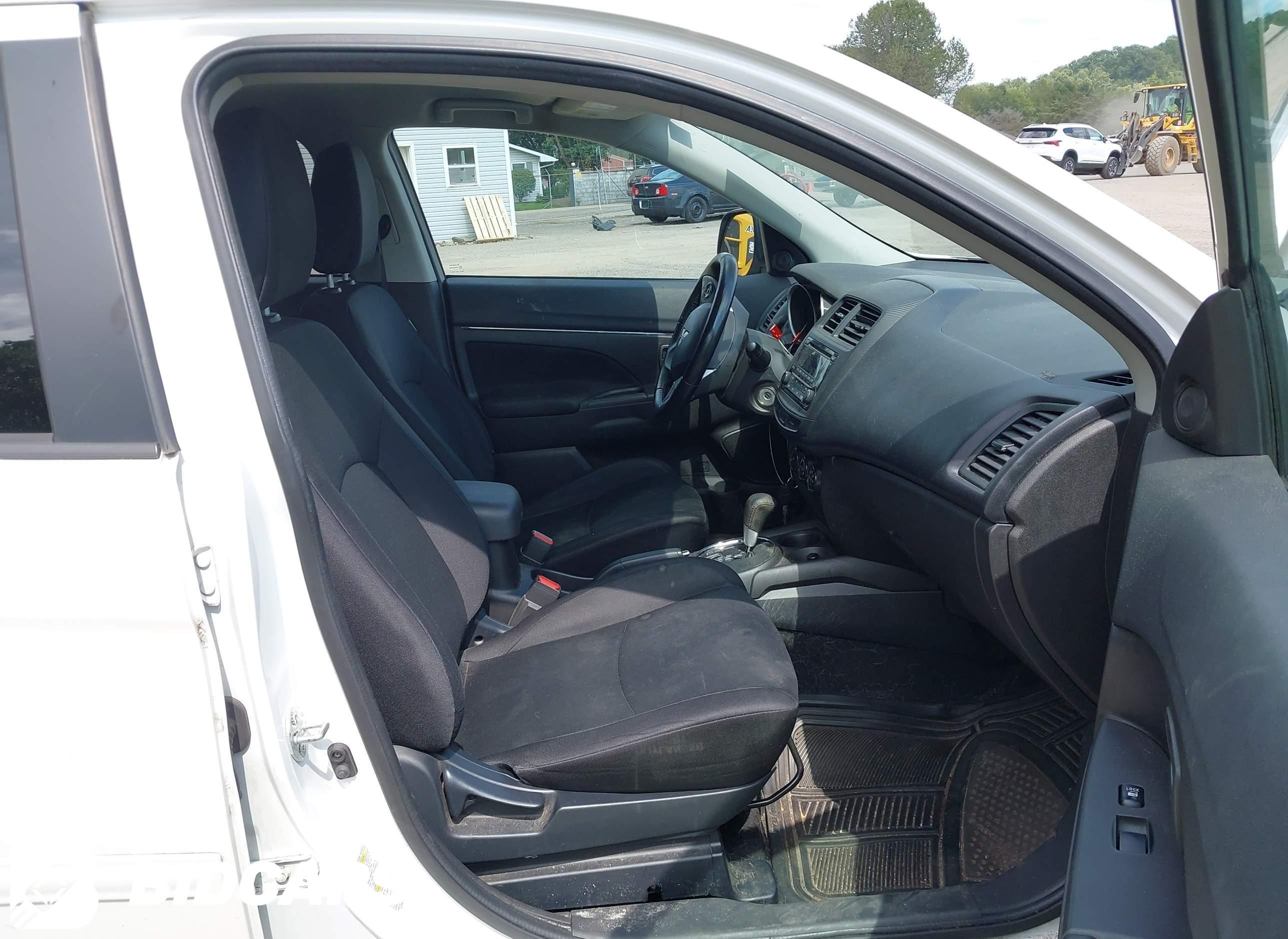 2015 Mitsubishi Outlander, Sp...