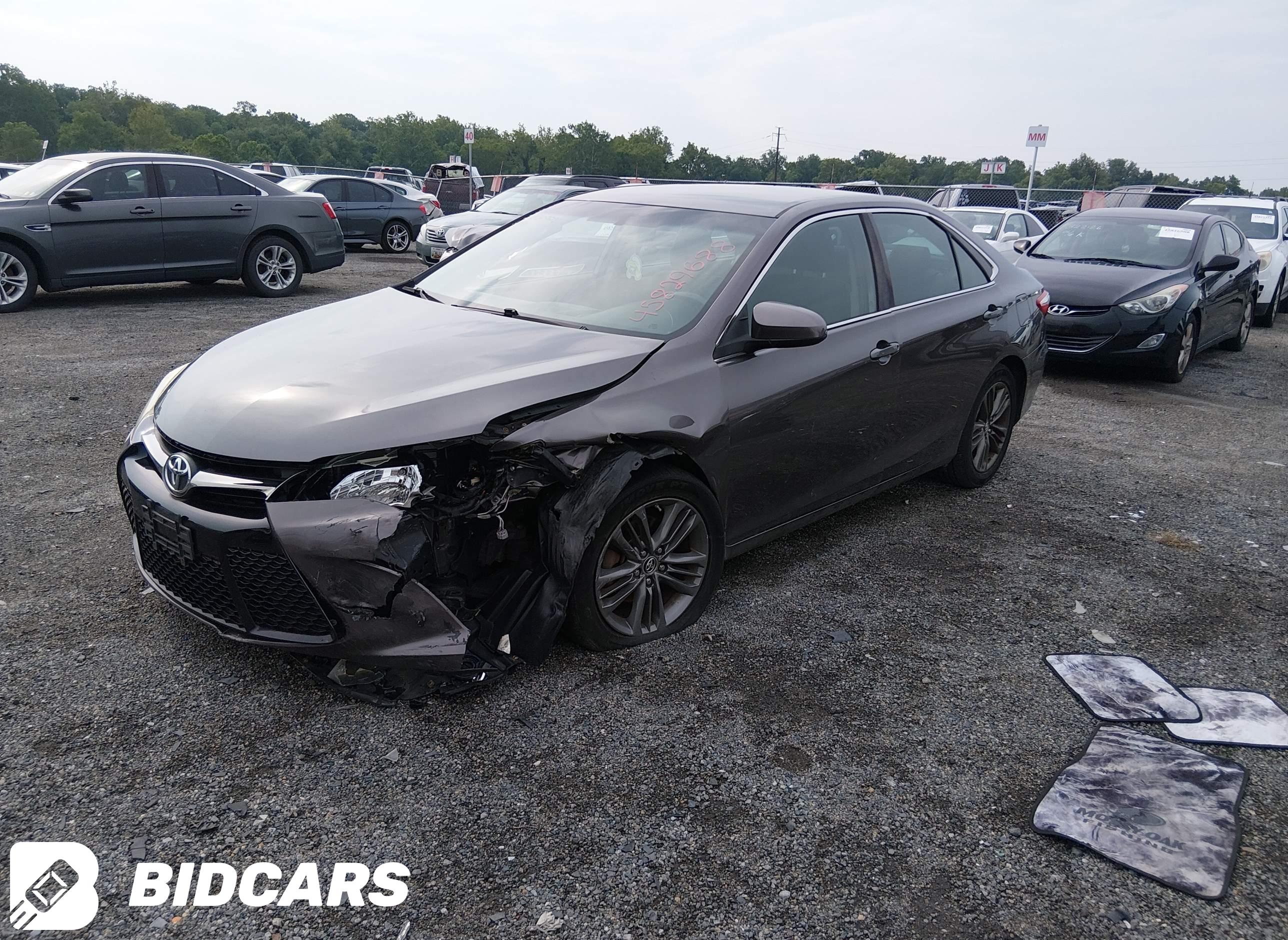 2015 Toyota Camry, SE