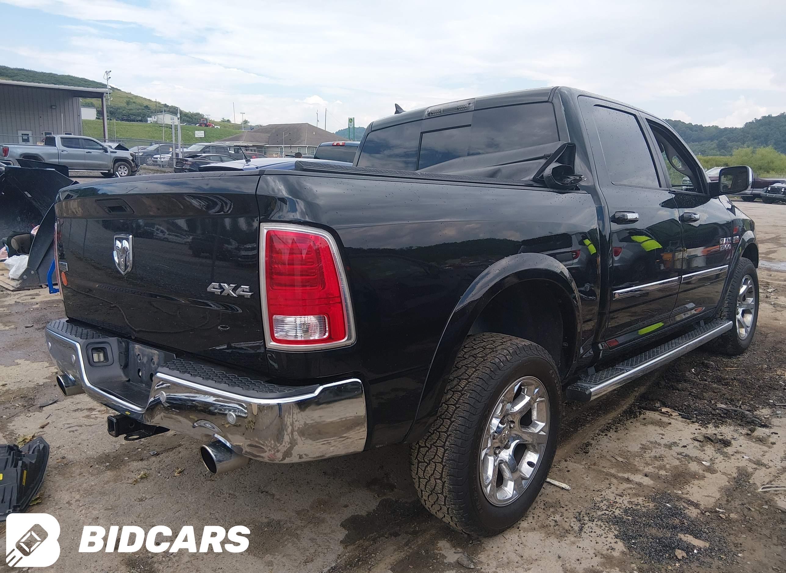 2016 RAM 1500, Laramie